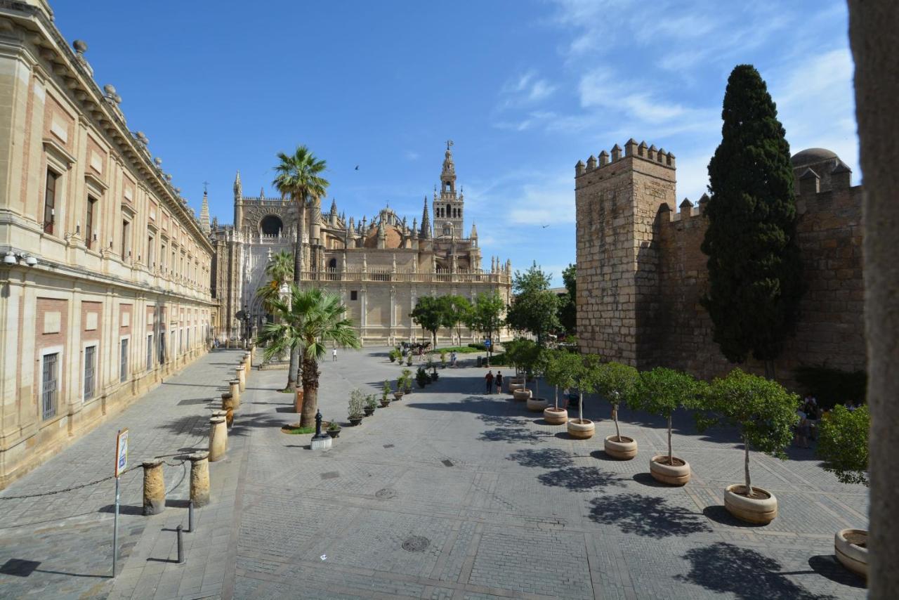 Luxury Apartment With Views To Alcazar, Cathedral And Giralda. Séville Extérieur photo