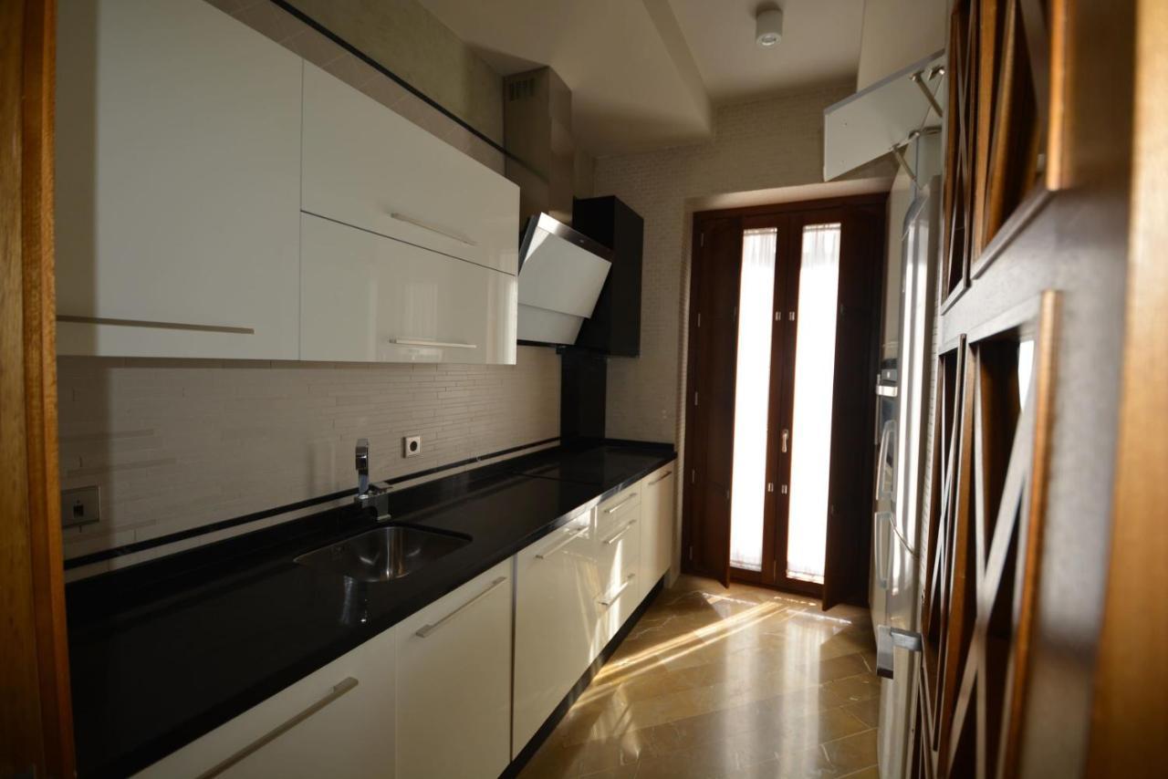 Luxury Apartment With Views To Alcazar, Cathedral And Giralda. Séville Extérieur photo