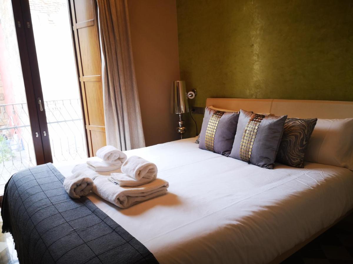 Luxury Apartment With Views To Alcazar, Cathedral And Giralda. Séville Extérieur photo
