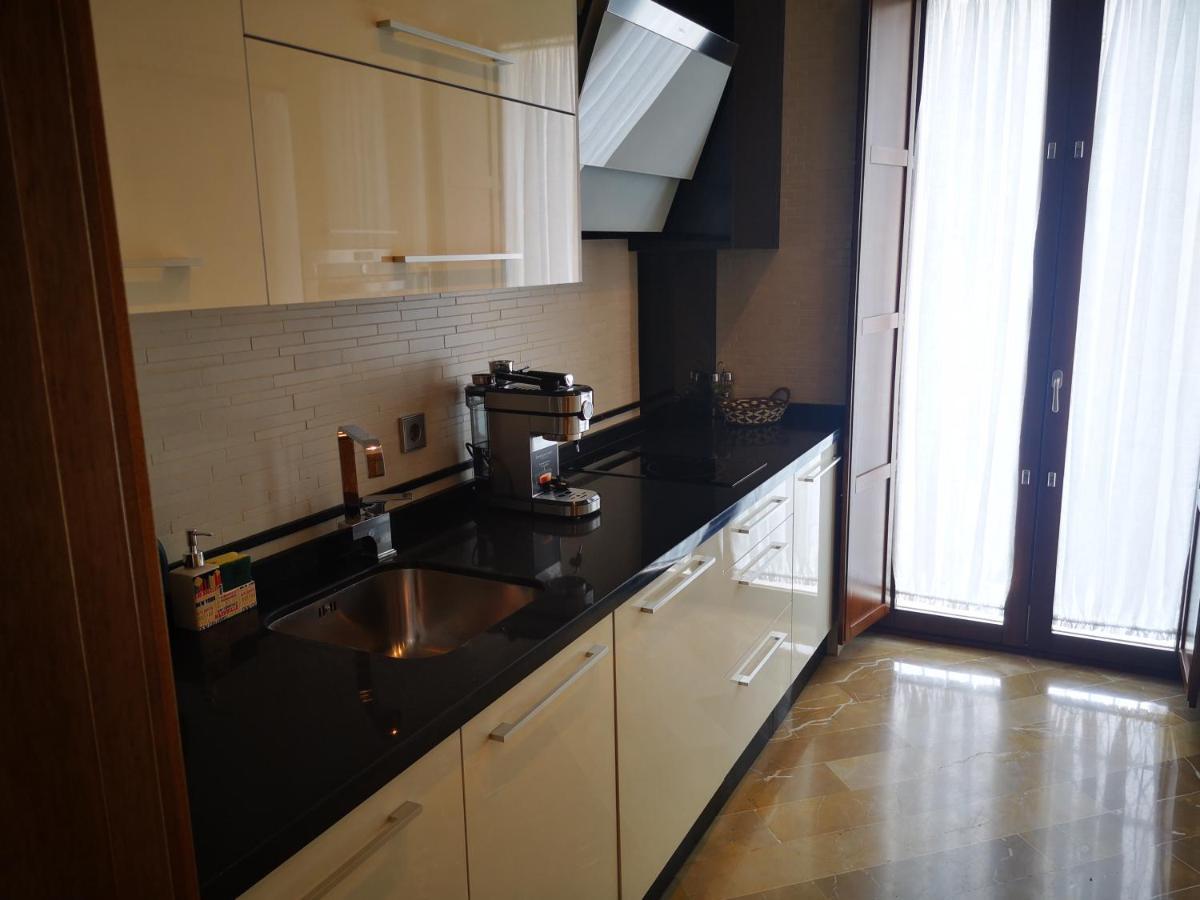 Luxury Apartment With Views To Alcazar, Cathedral And Giralda. Séville Extérieur photo